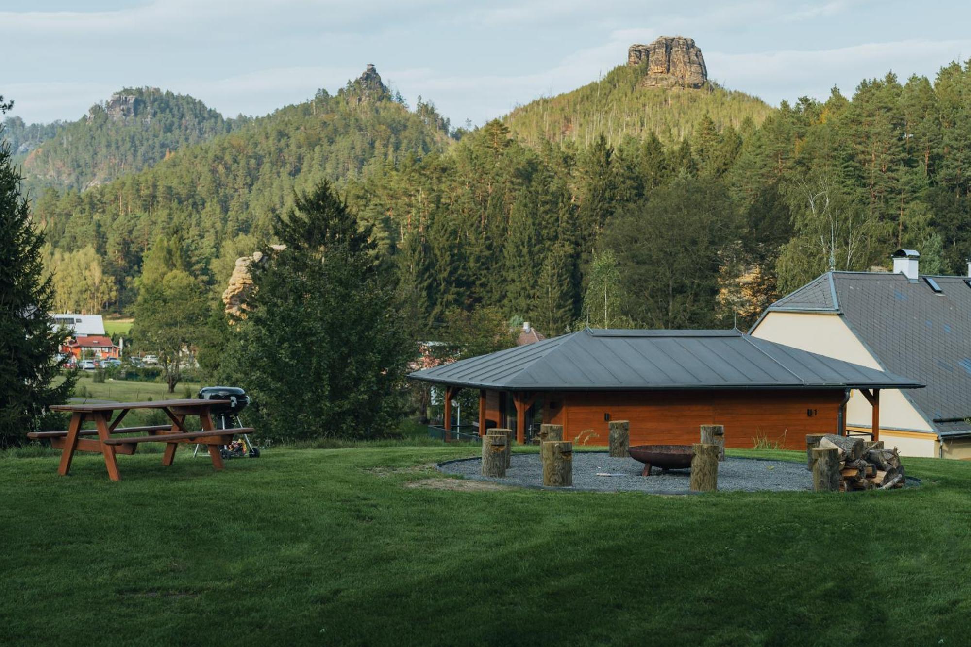 Natur Resort Jetrichovice Eksteriør billede